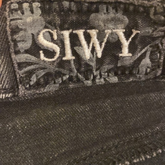 SIWY Los Angeles Black High Rise Wide Cropped Jeans - Picture 4 of 6